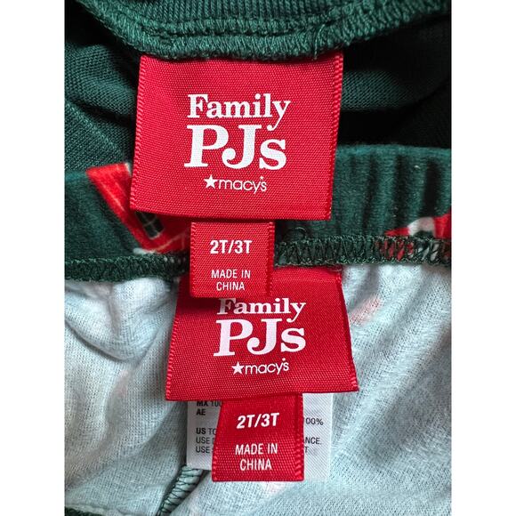 FAMILY PAJAMAS MACY'S TODDLER 2-PC ELFING CHRISTMAS HOLIDAY PJS SET SIZE 2T-3T - Picture 3 of 5